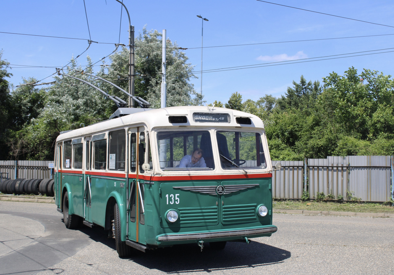 Брно, Škoda 6Tr2 № 135