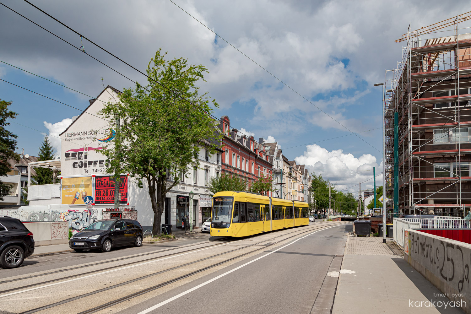 Essen – Mülheim an der Ruhr, Bombardier M8D-NF4 Nr. 1077