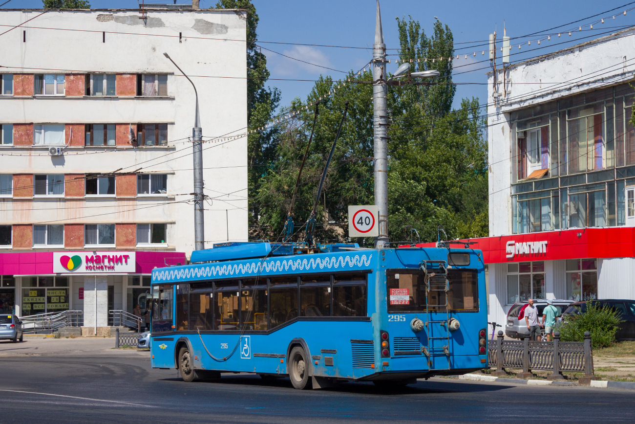 Балаково, СВАРЗ-МАЗ-6235.00 № 295