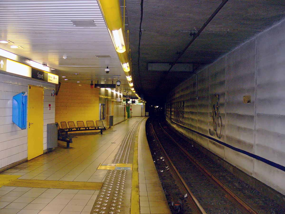 Antwerpen — Stations Antwerpen — Stations