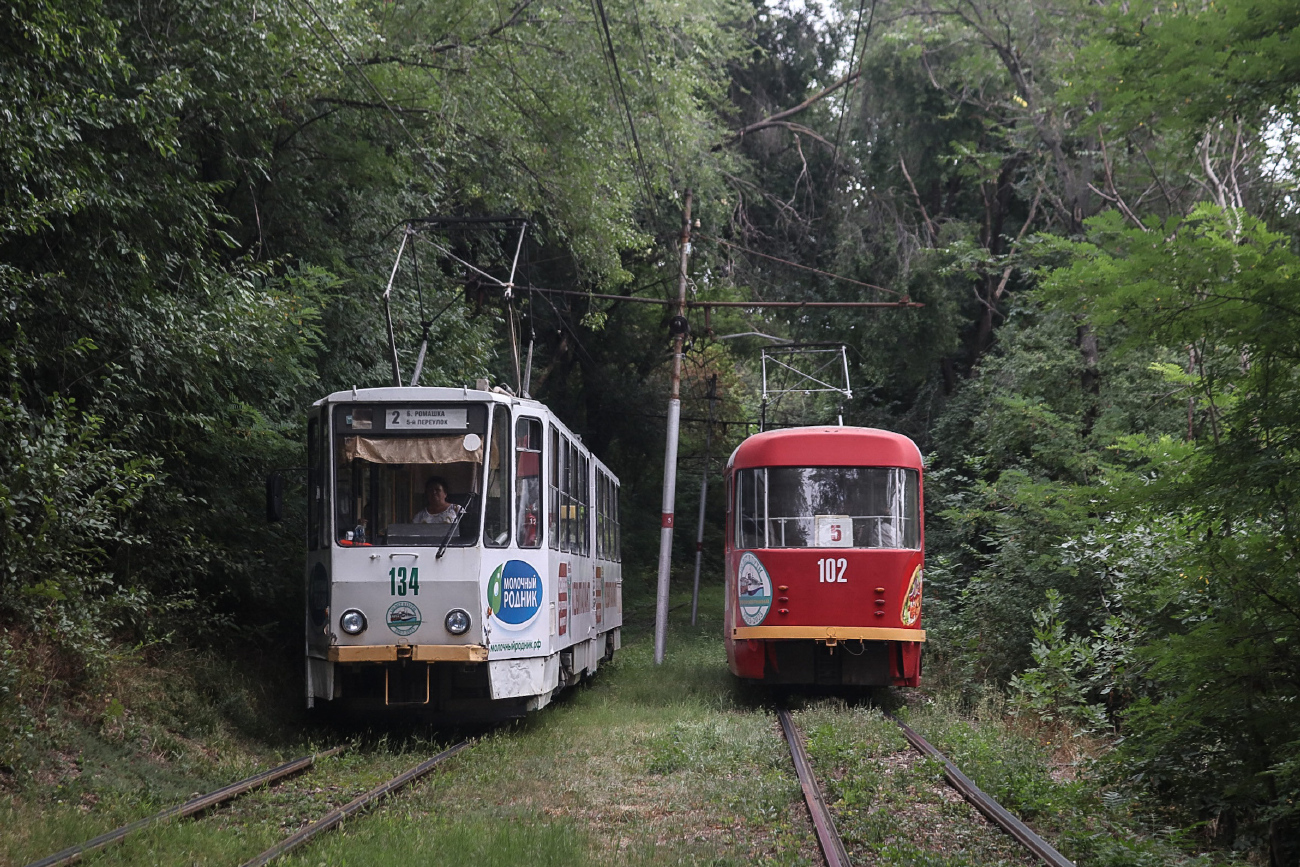 П'ятигорськ, Tatra KT4SU № 134; П'ятигорськ, Tatra T4D № 102 П'ятигорськ, Tatra KT4SU № 134; П'ятигорськ, Tatra T4D № 102