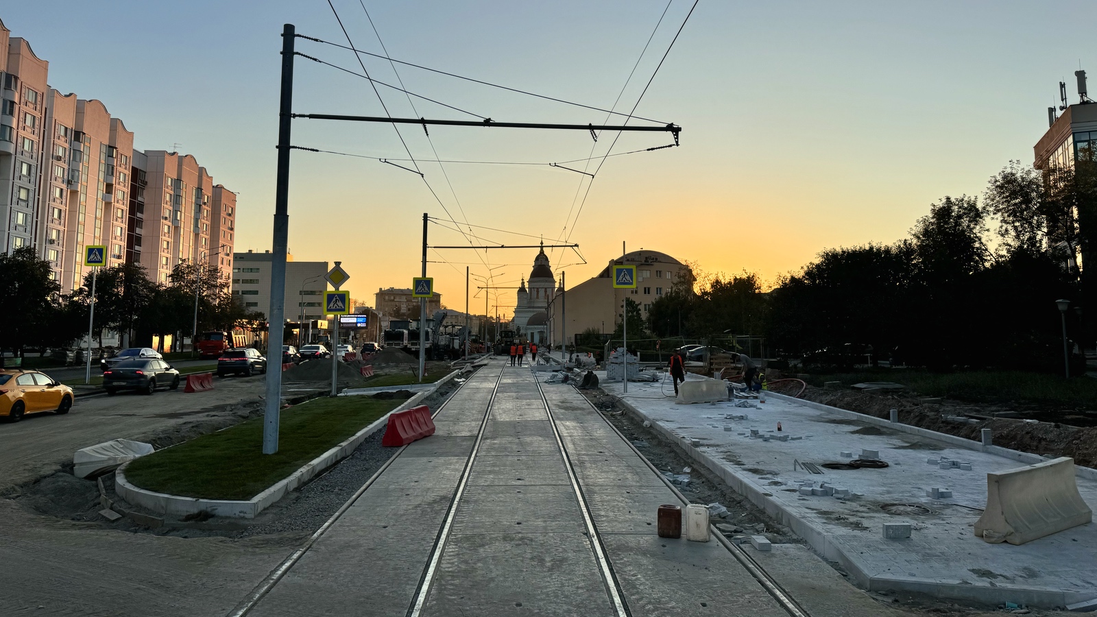 Москва — Строительство трамвайной линии на улице Сергия Радонежского