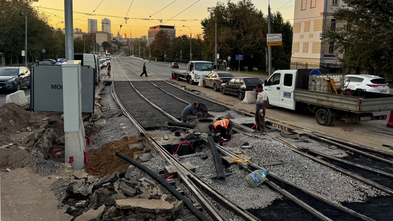 Москва — Строительство и ремонты; Москва — Строительство трамвайной линии на улице Сергия Радонежского