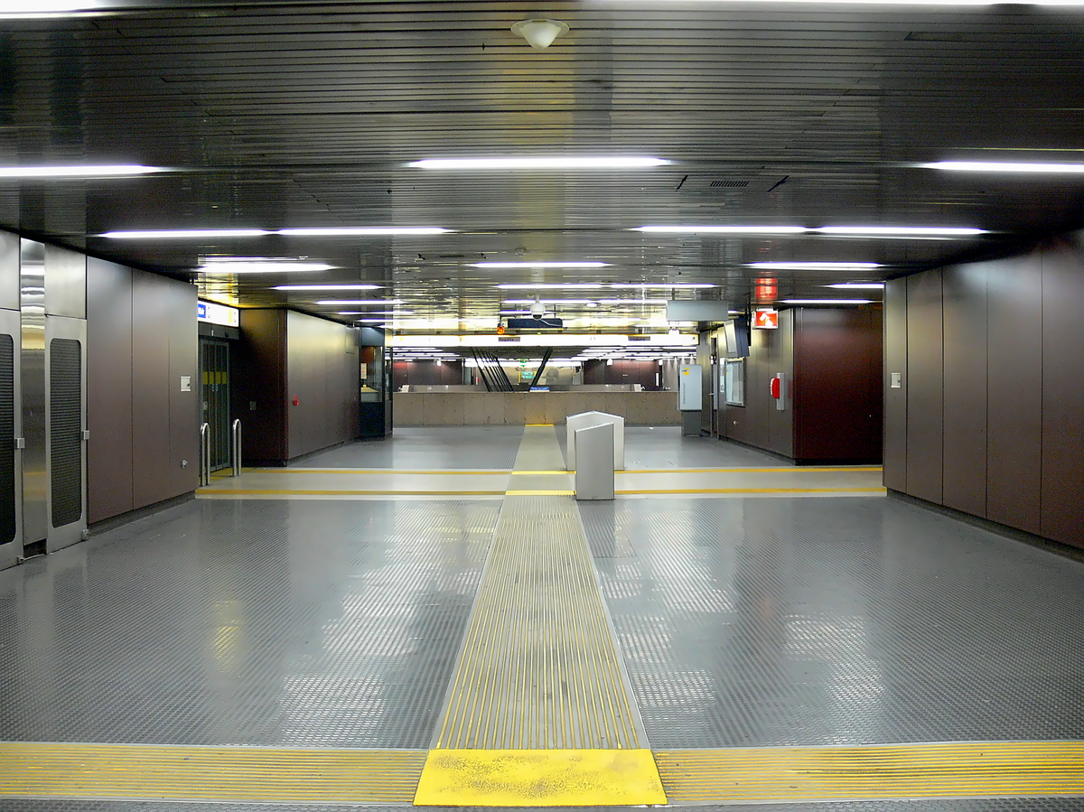 Антверпен — Stations