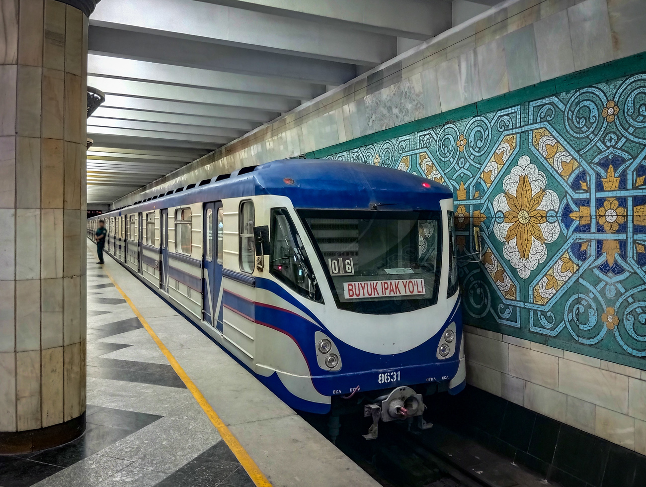 Ташкент, 81-717 (ЛВЗ) № 8631