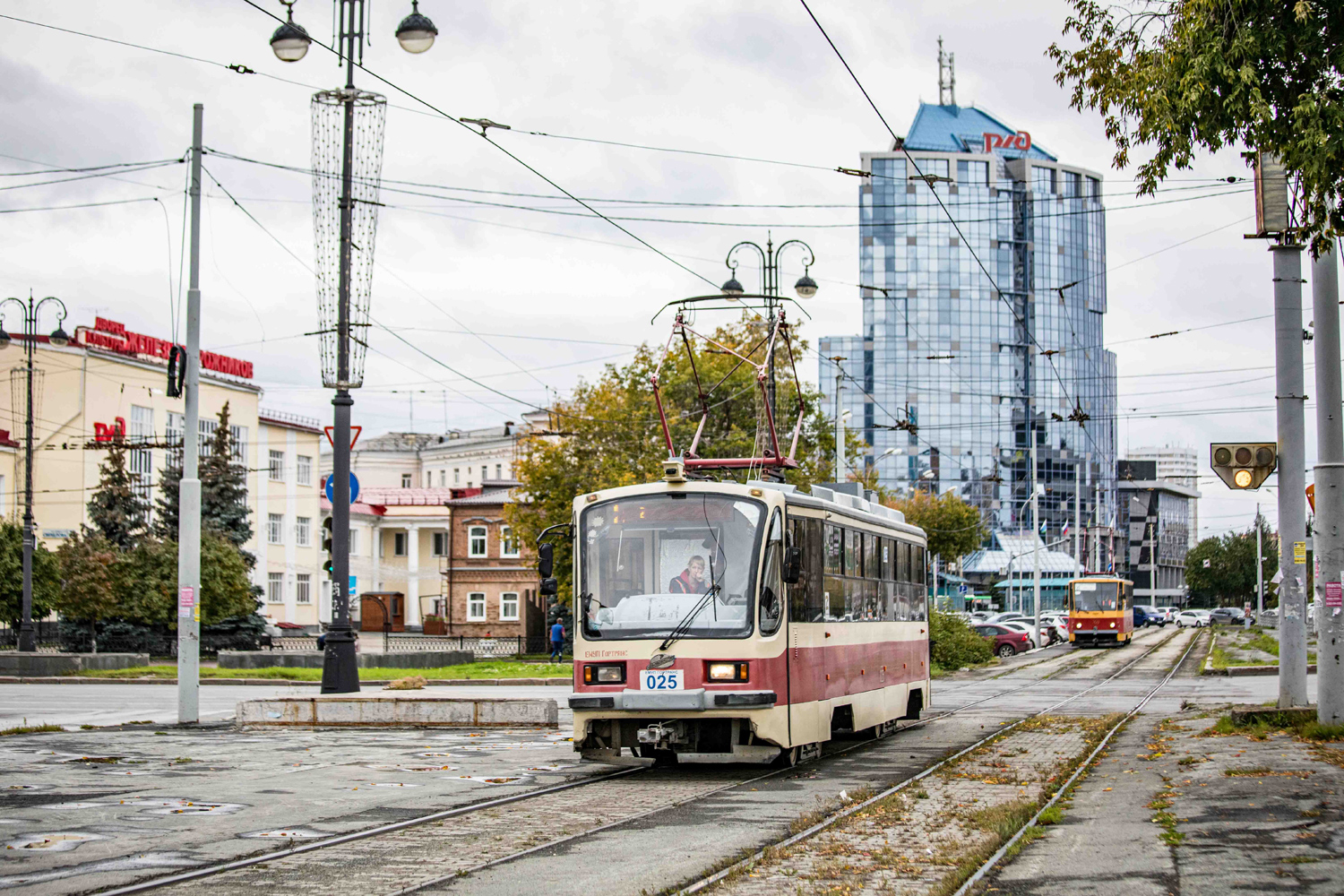 Єкатеринбург, 71-405-11 № 025