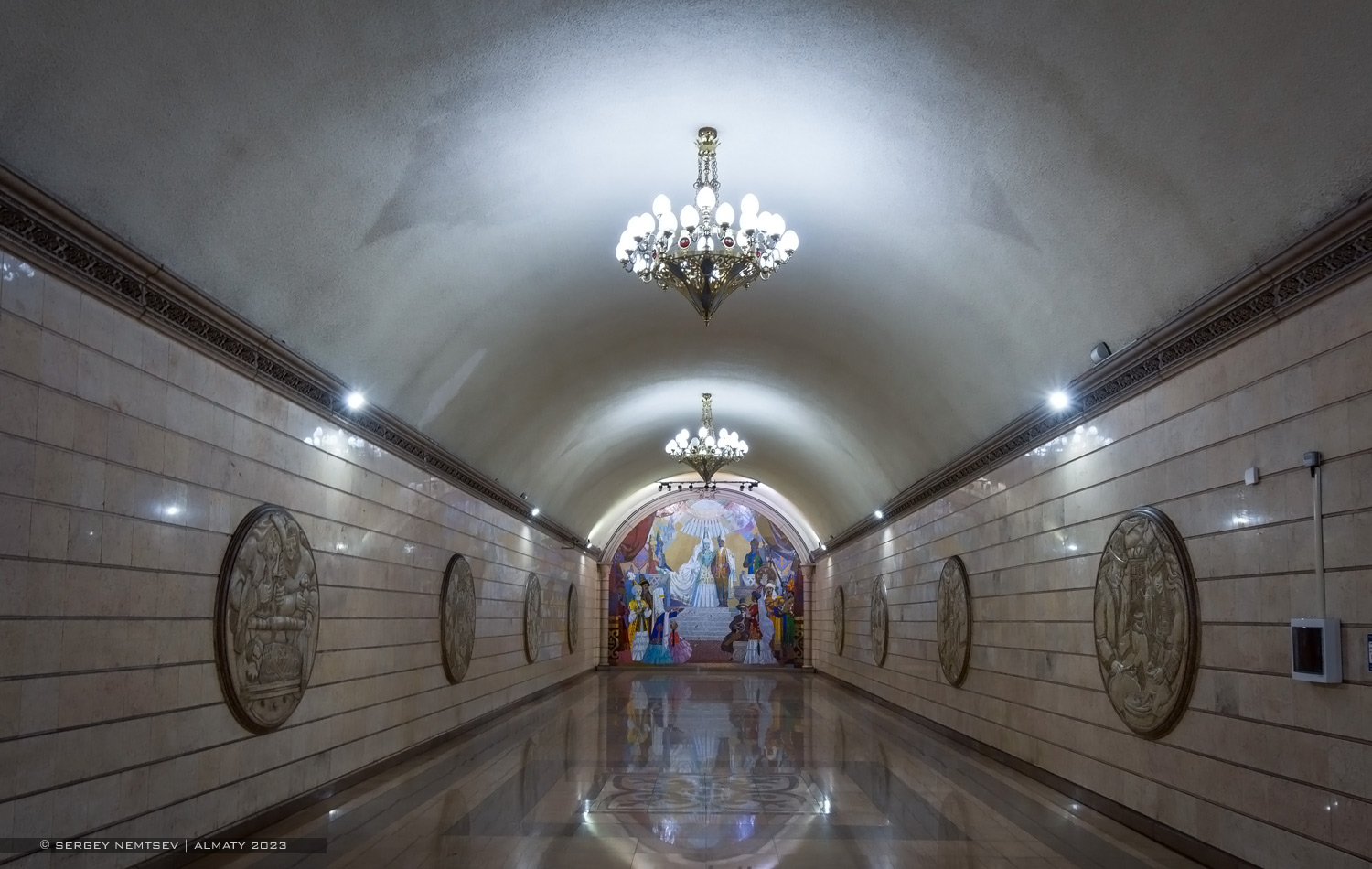 阿拉木圖 — Line 1 — Stations