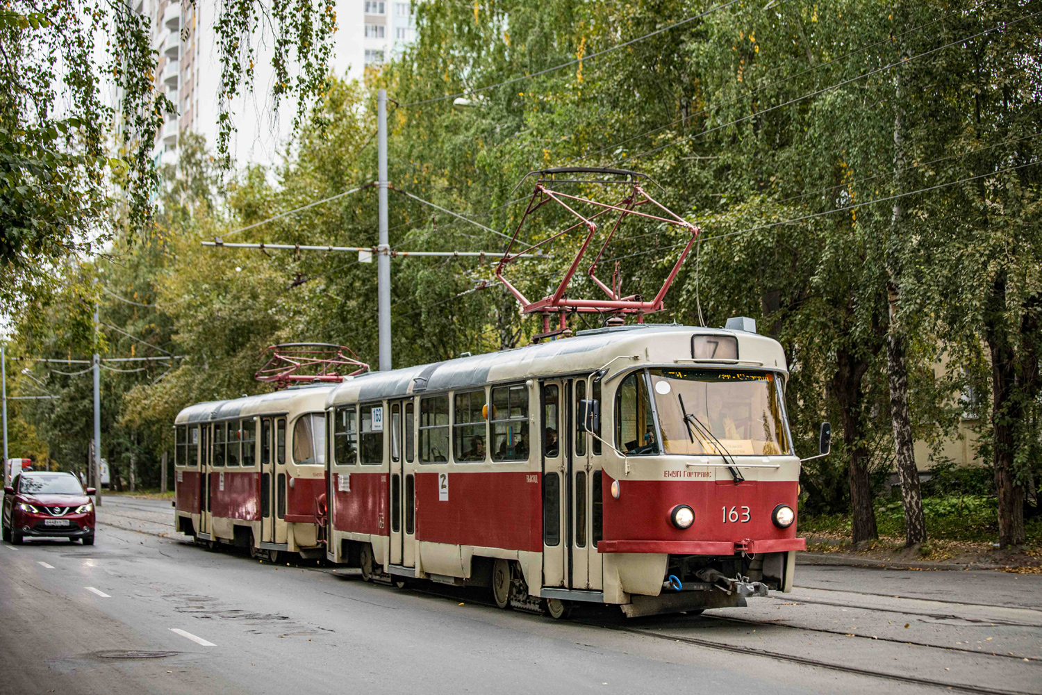 Jekatyerinburg, Tatra T3SU — 163