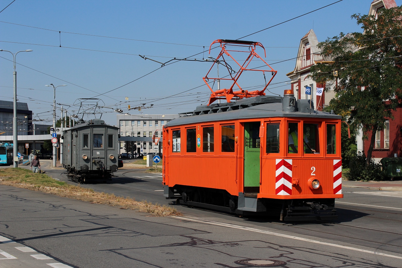Острава, Двухосный моторный SMMD № 8002 (2); Острава — 7.9.2024 — Парад в честь 130-летия общественного транспорта в Остраве