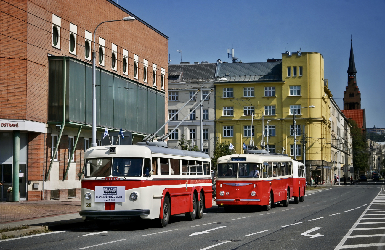 Ostrava, Tatra T400 č. 26; Ostrava, Škoda 8Tr6 č. 29; Ostrava — 130 let MHD v Ostravě — Slavnostní jízda konvoje historických vozidel Ostrava, Tatra T400 č. 26; Ostrava, Škoda 8Tr6 č. 29; Ostrava — 130 let MHD v Ostravě — Slavnostní jízda konvoje historických vozidel