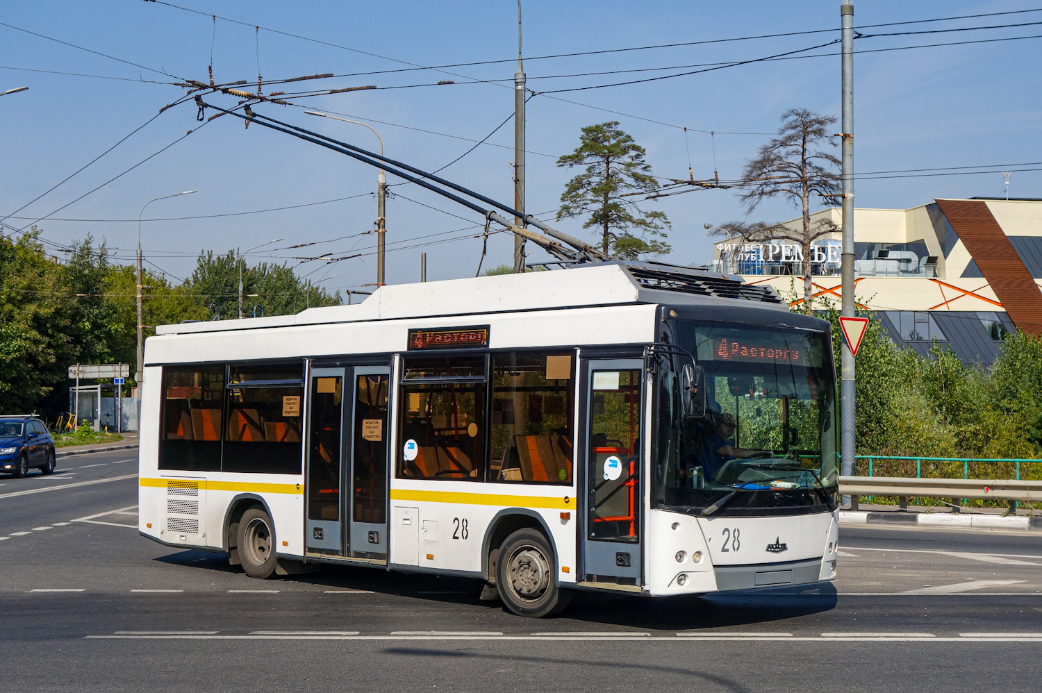 Vidnoye, MAZ-206T Br. 28