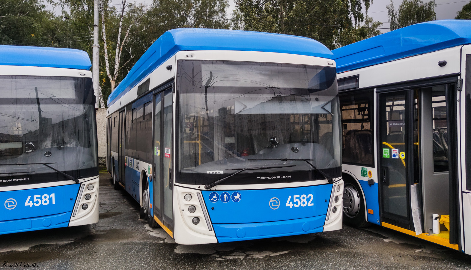 Novosibirsk, UTTZ-6241.01 “Gorozhanin” č. 4582
