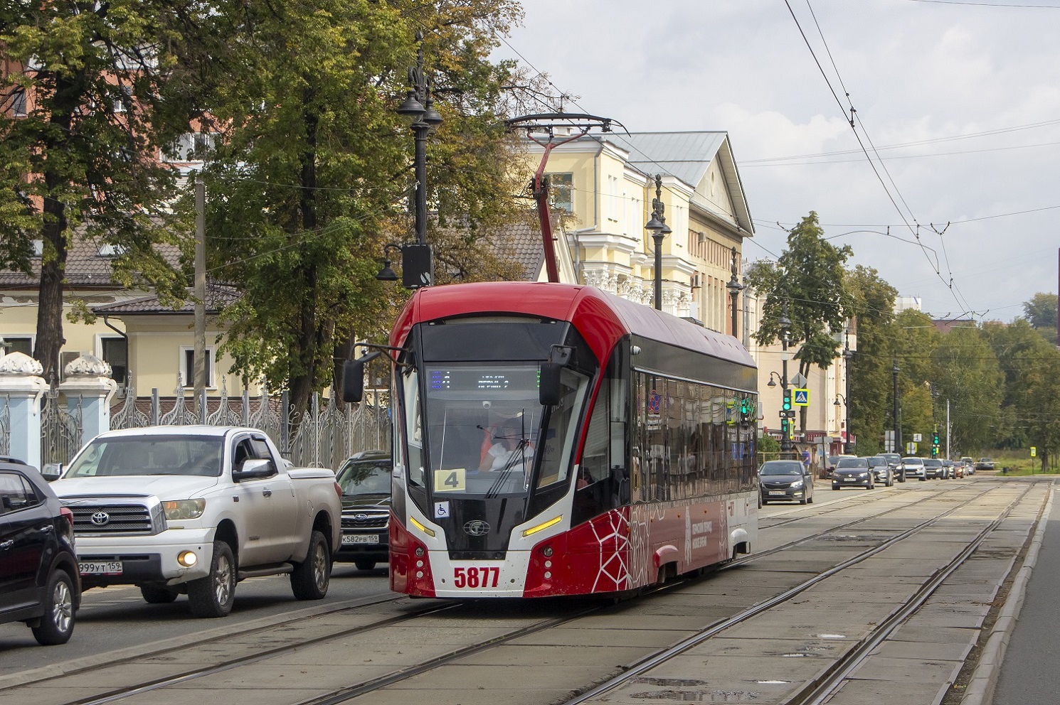 Пермь, 71-911ЕМ «Львёнок» № 5877