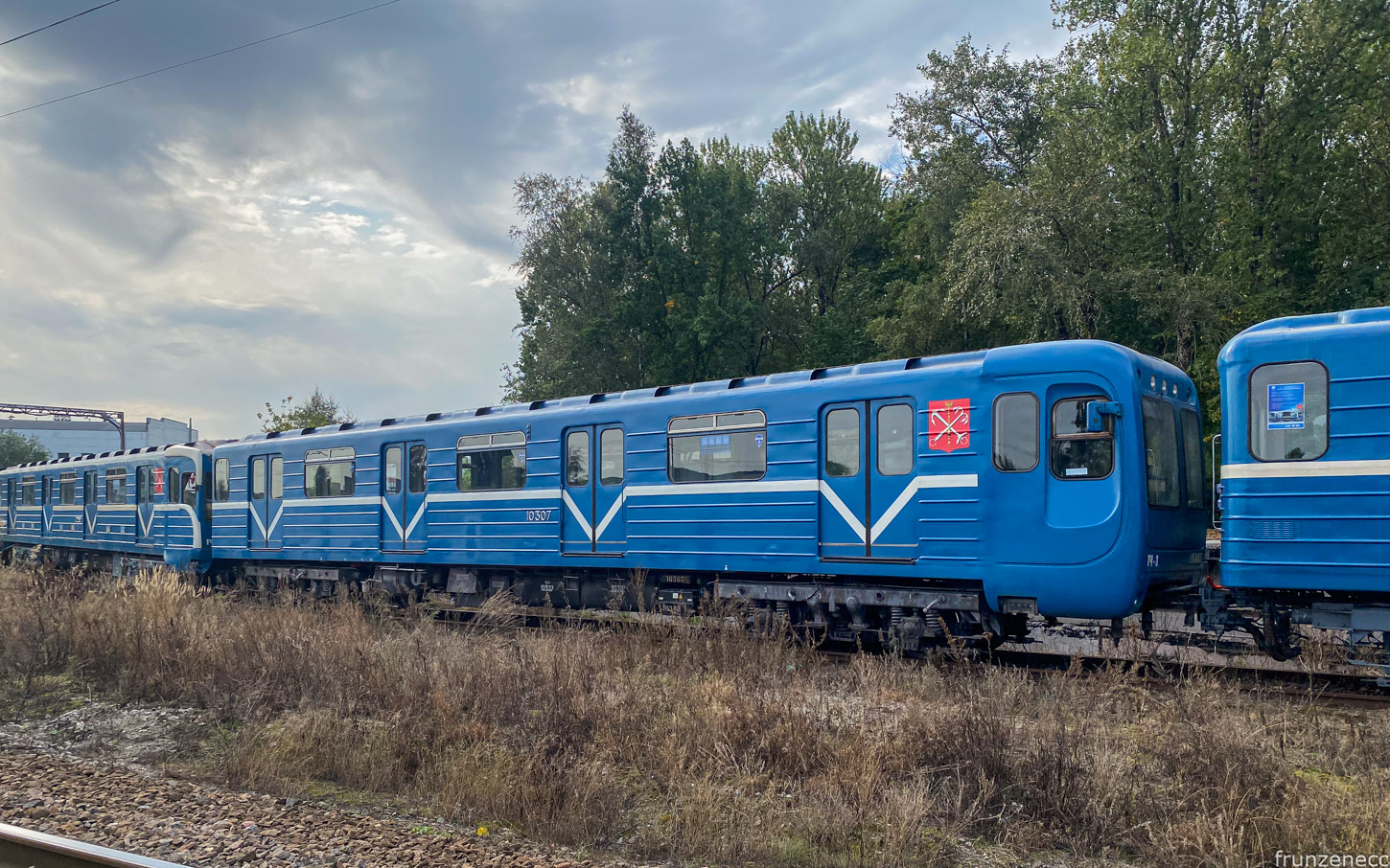 Saint-Pétersbourg, 81-540.8 N°. 10307; Saint-Pétersbourg — Metro — Transport of subway cars by railway