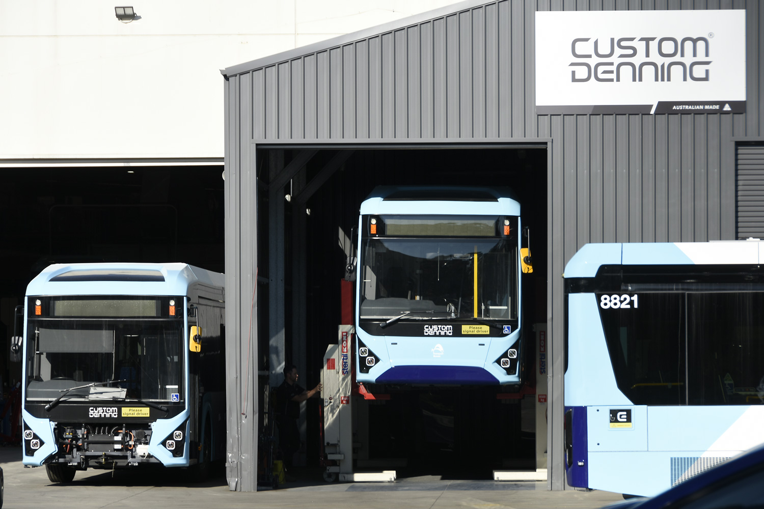 Сидней — Новые Электробусы Custom Denning
