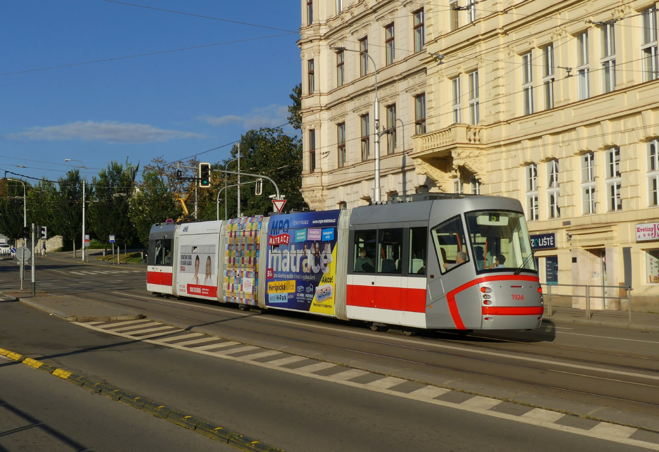 Брно, Škoda 13T Elektra № 1924