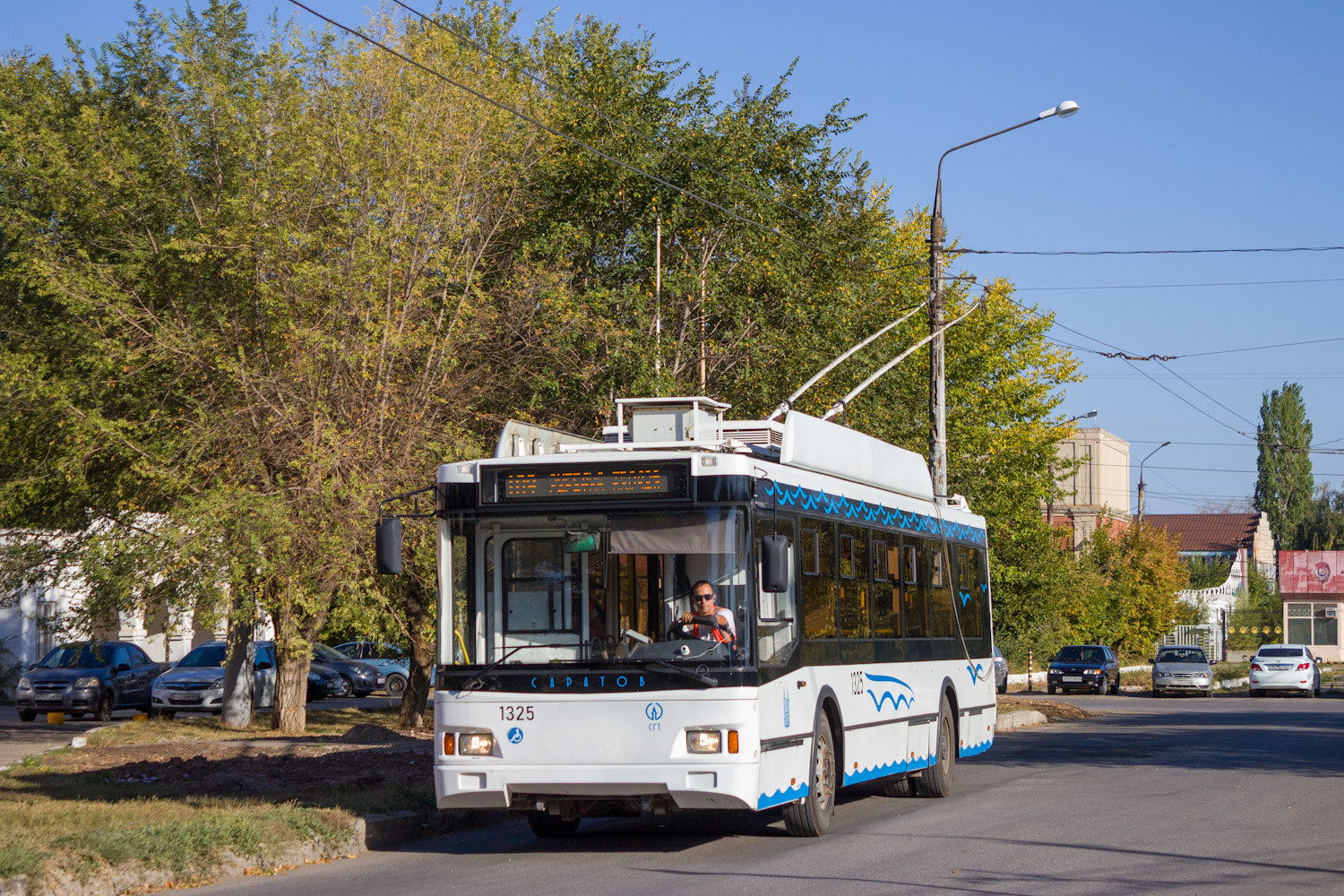 Saratov, Trolza-5275.03 “Optima” # 1325