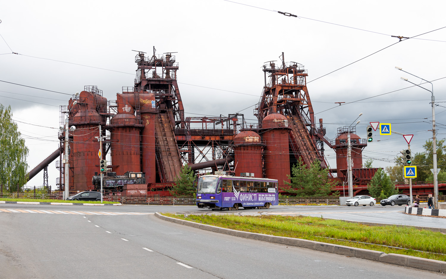 Nyizsnij Tagil, 71-405 — 305