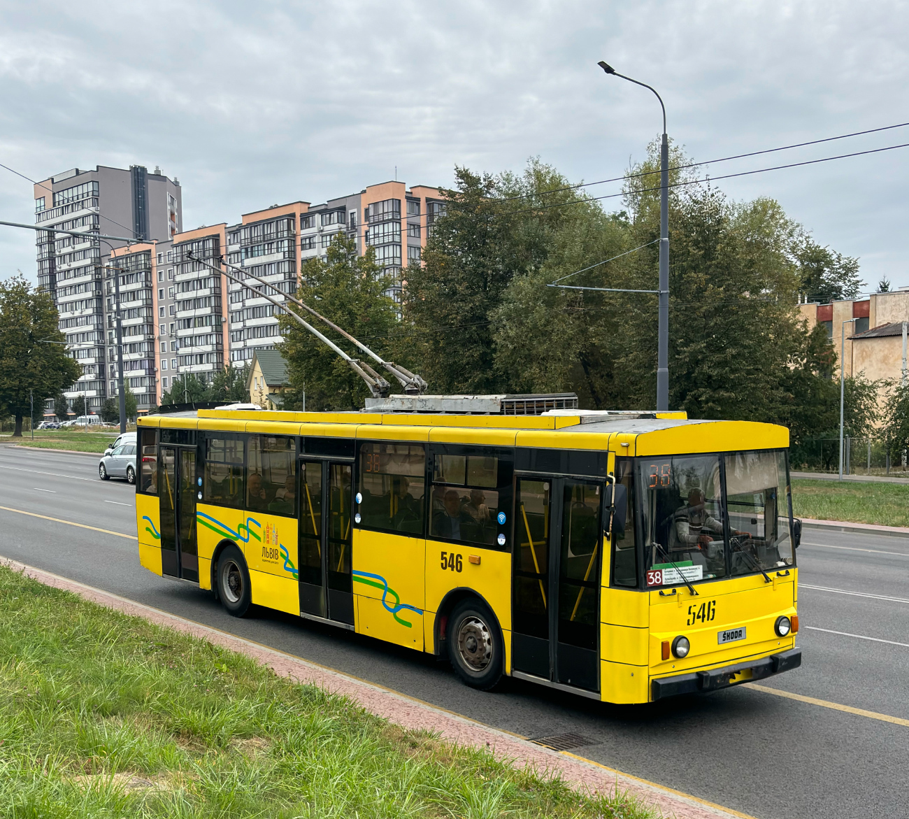 Львов, Škoda 14Tr89/6 № 546