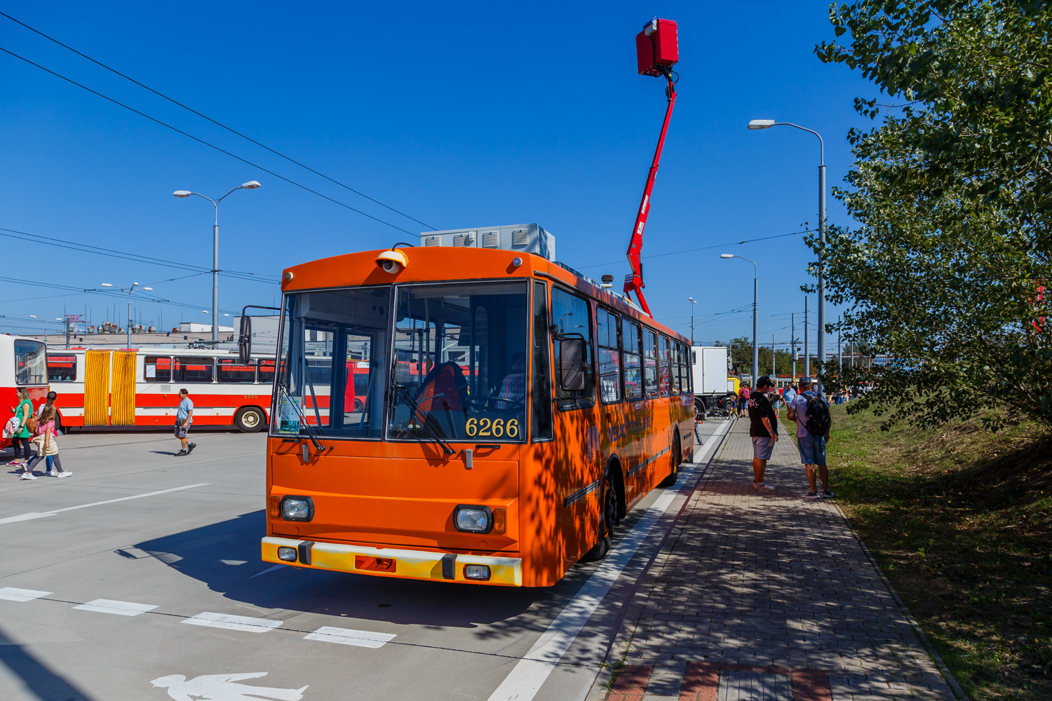 Pozsony, Škoda 14Tr10/6 — 8344 (6266)