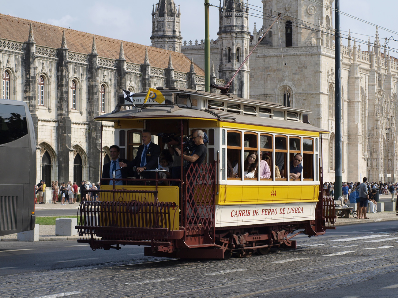 Лиссабон, Двухосный моторный St. Louis № 444; Лиссабон — 21.09.2024: "Carris Classics Parade" 2024 Лиссабон, Двухосный моторный St. Louis № 444; Лиссабон — 21.09.2024: "Carris Classics Parade" 2024
