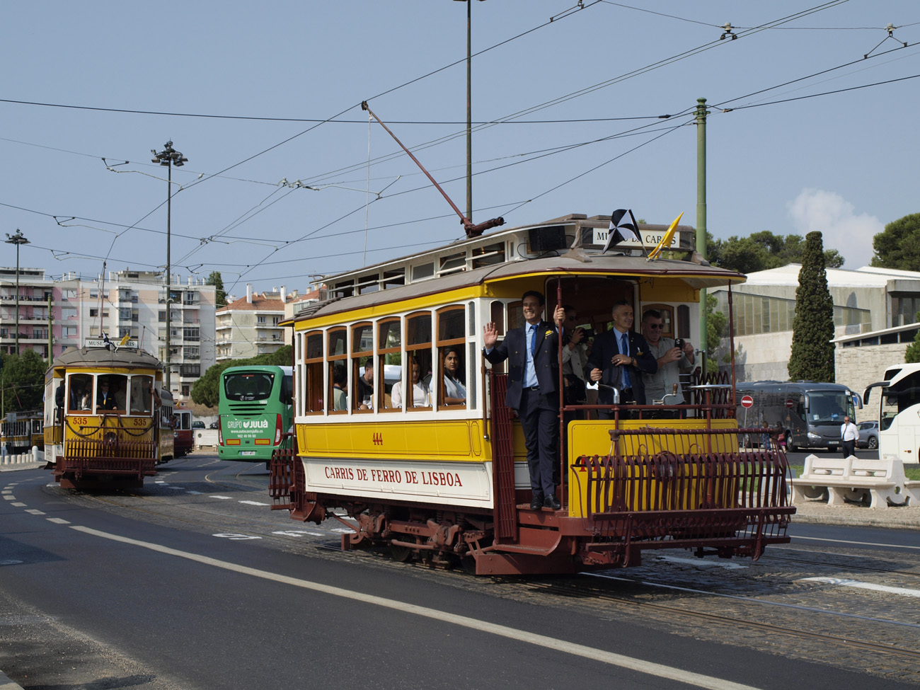 Лиссабон, Двухосный моторный St. Louis № 444; Лиссабон — 21.09.2024: "Carris Classics Parade" 2024