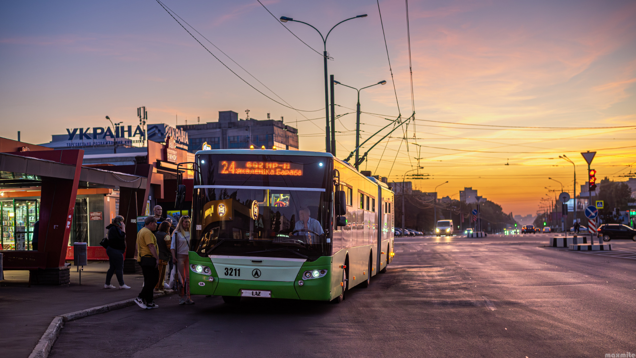 Харьков, ЛАЗ E301D1 № 3211