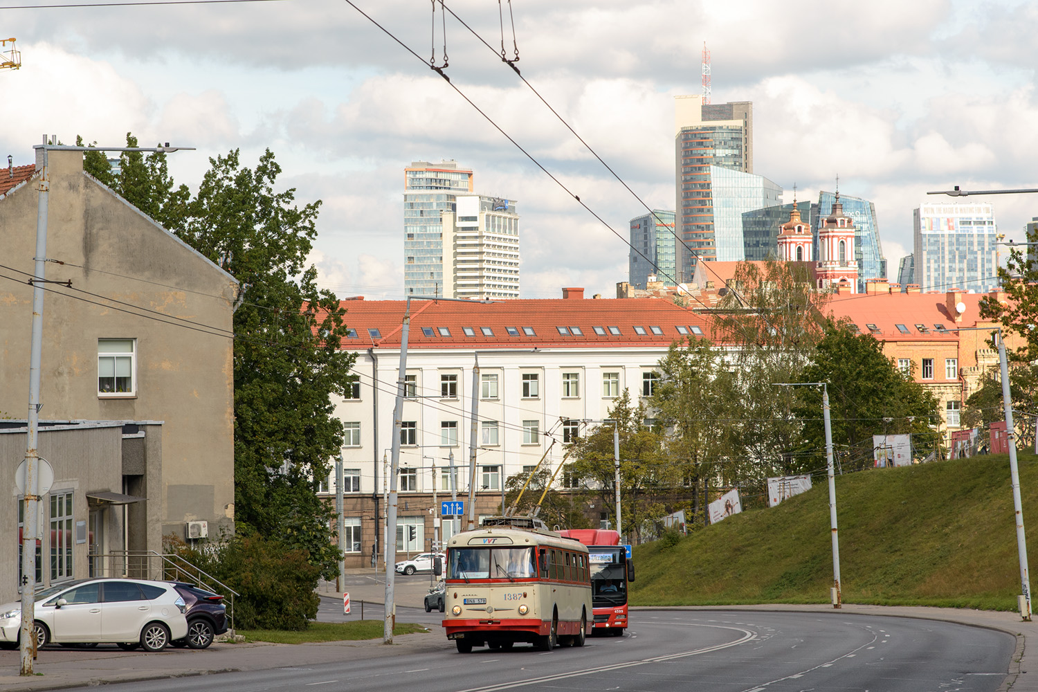Vilna, Škoda 9TrH29 # 1387