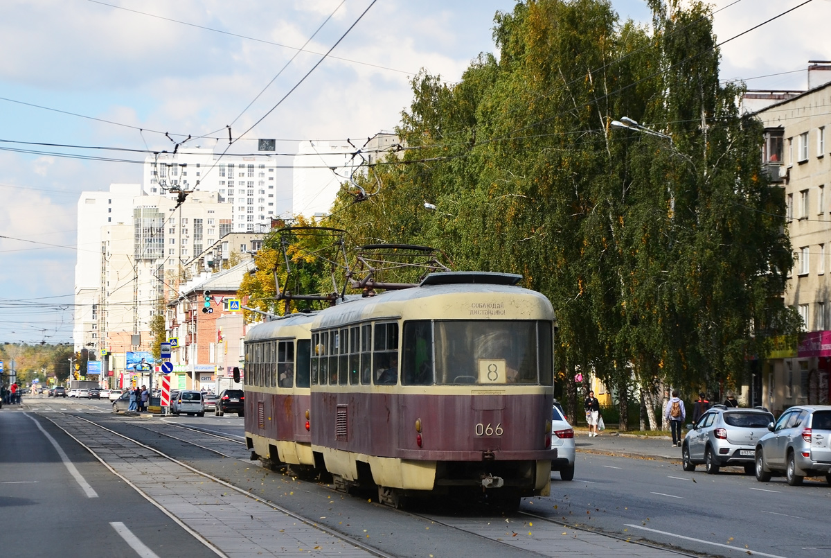 Yekaterinburg, Tatra T3SU (2-door) # 066 Yekaterinburg, Tatra T3SU (2-door) # 066