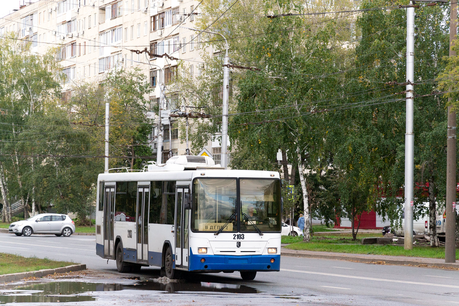 Ufa, NefAZ-BTZ 52765A Br. 2103