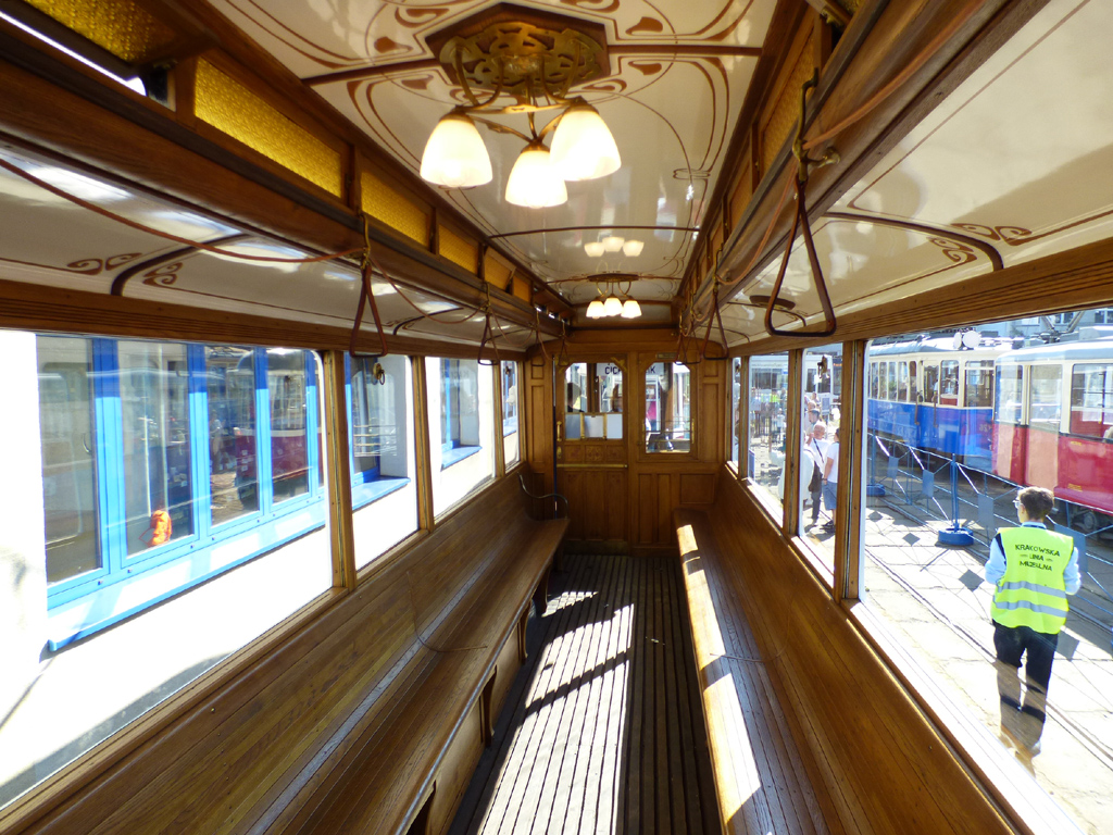 Kraków, MAN 4-axle motor car Nr 92; Kraków — Parada historycznych i współczesnych tramwajów 2024