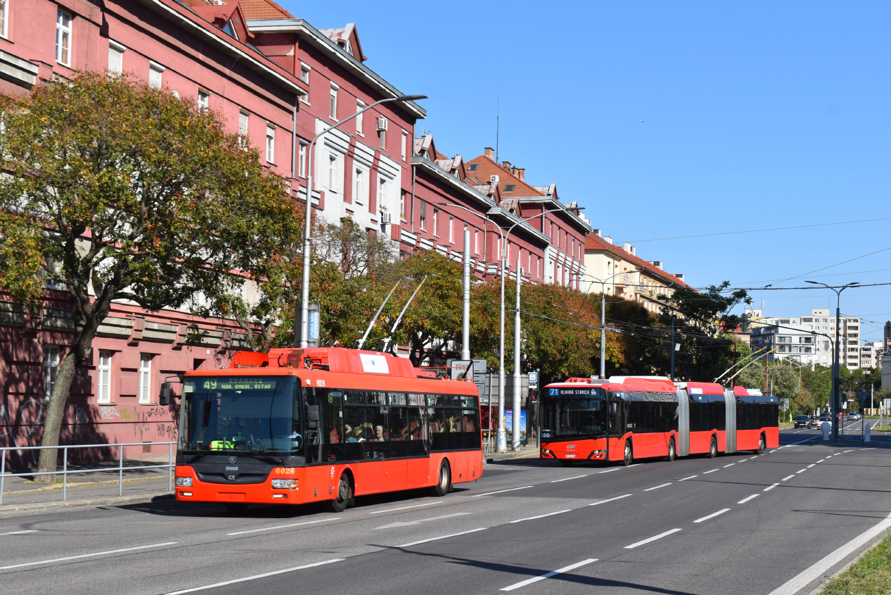 Братислава, Škoda 30Tr SOR № 6026; Братислава, Škoda-Solaris 24m (Škoda 38Tr) № 6907