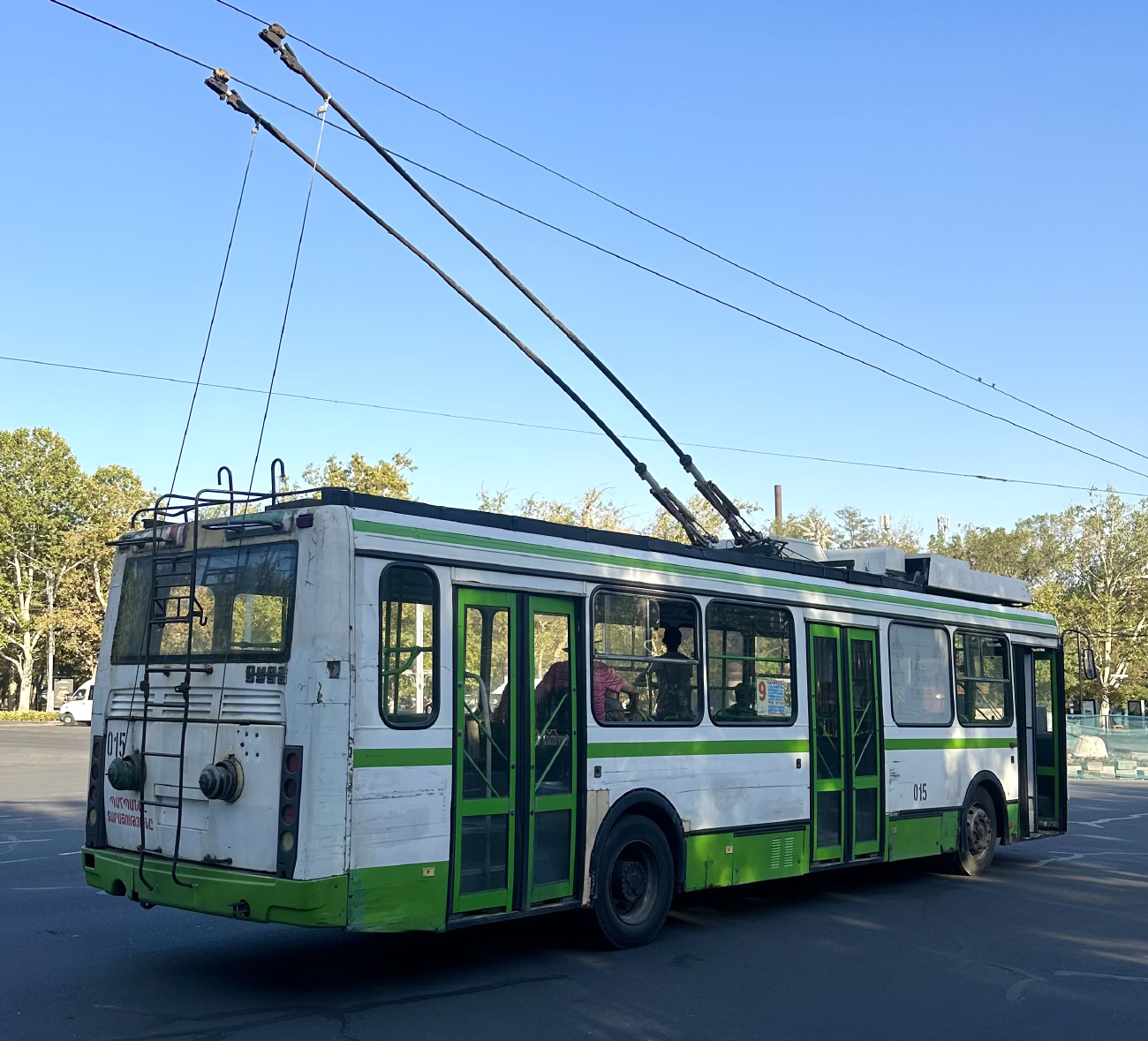 Ереван, ЛиАЗ-5280 (ВЗТМ) № 015