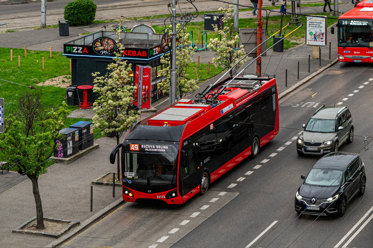 Братислава, SOR TNS 12 (Škoda) № 6123