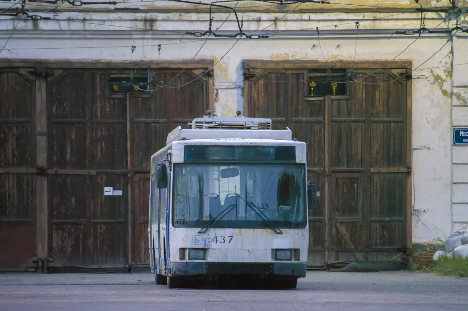 Petrozavodsk, VMZ-5298.01 (VMZ-463) č. 437