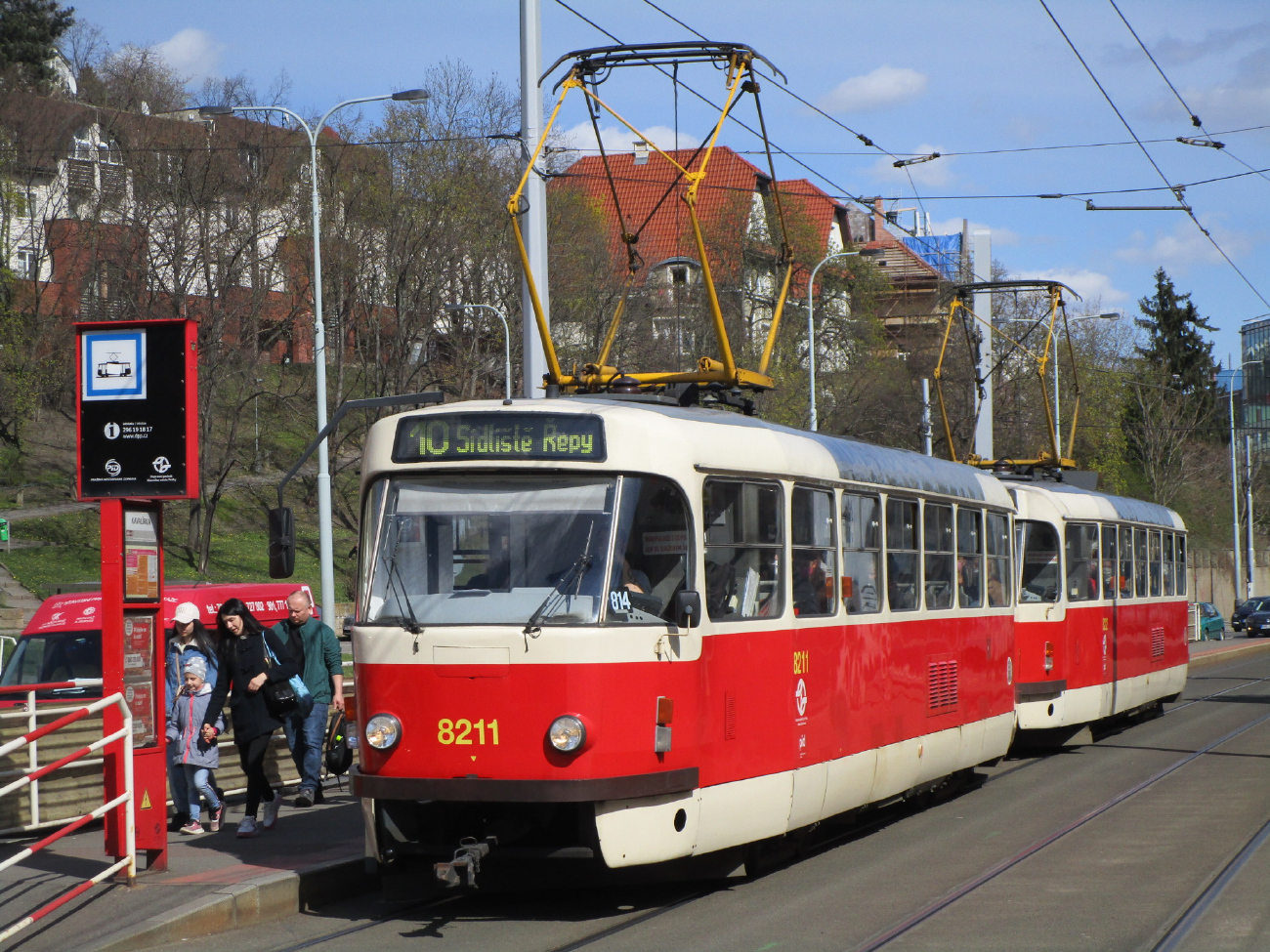 Прага, Tatra T3R.P № 8211