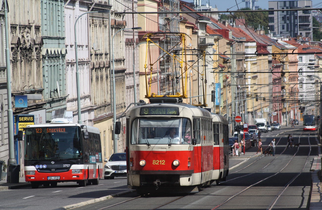 Прага, Tatra T3R.P № 8212