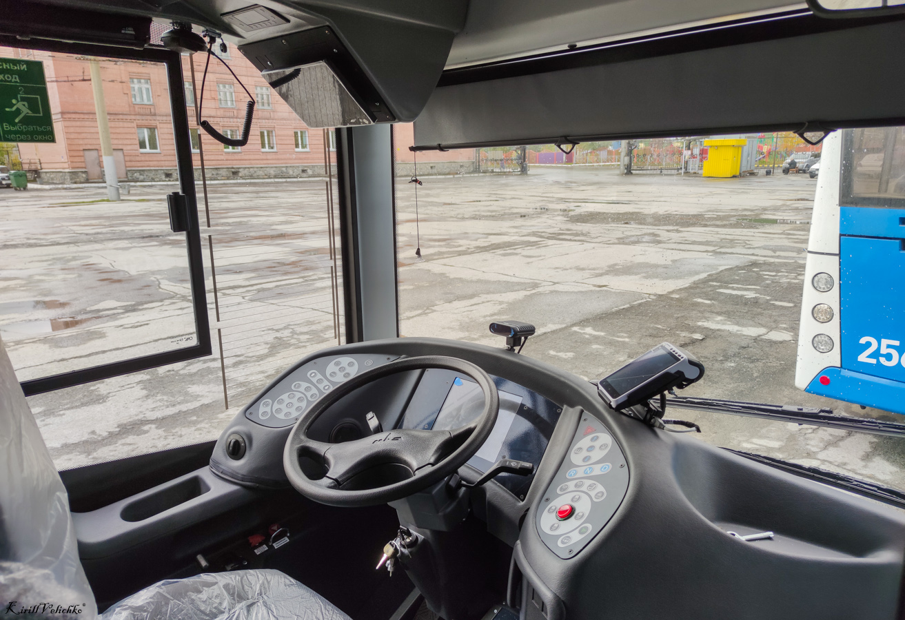 Novosibirsk, UTTZ-6241.01 “Gorozhanin” Br. 2563