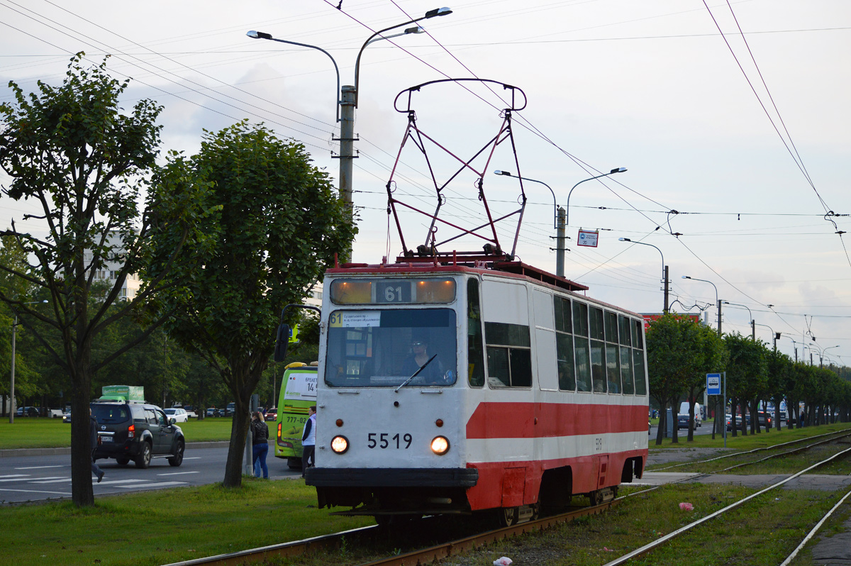 Petrohrad, LM-68M č. 5519