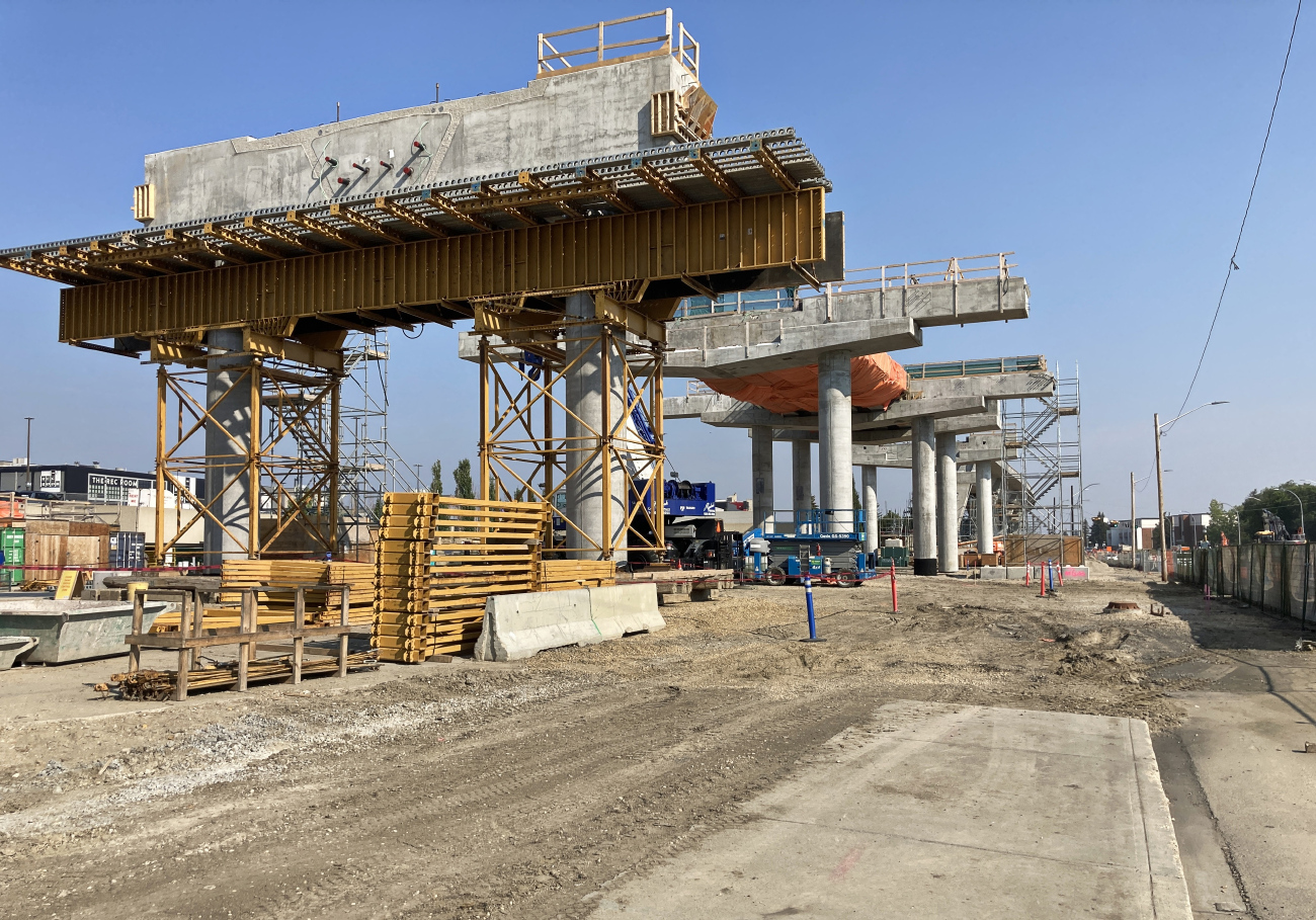Edmonton — Light Rail Lines Construction
