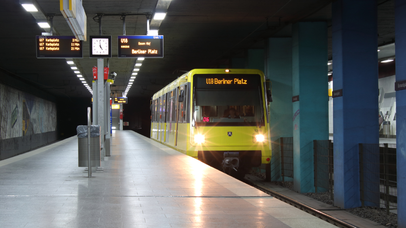 Essen – Mülheim an der Ruhr, LHB P86 № 5240 Essen – Mülheim an der Ruhr, LHB P86 № 5240