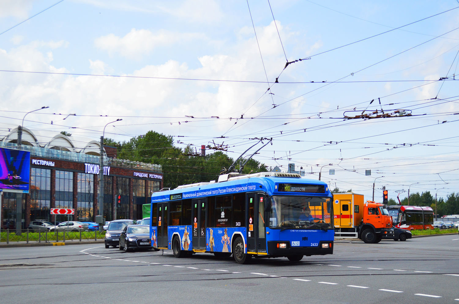 Санкт-Петербург, БКМ 321 № 2433