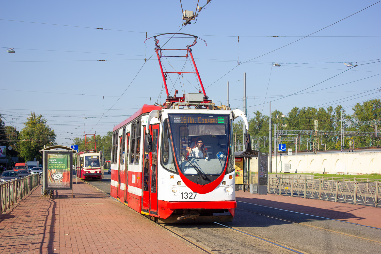 Санкт-Петербург, 71-134А (ЛМ-99АВН) № 1327 Санкт-Петербург, 71-134А (ЛМ-99АВН) № 1327