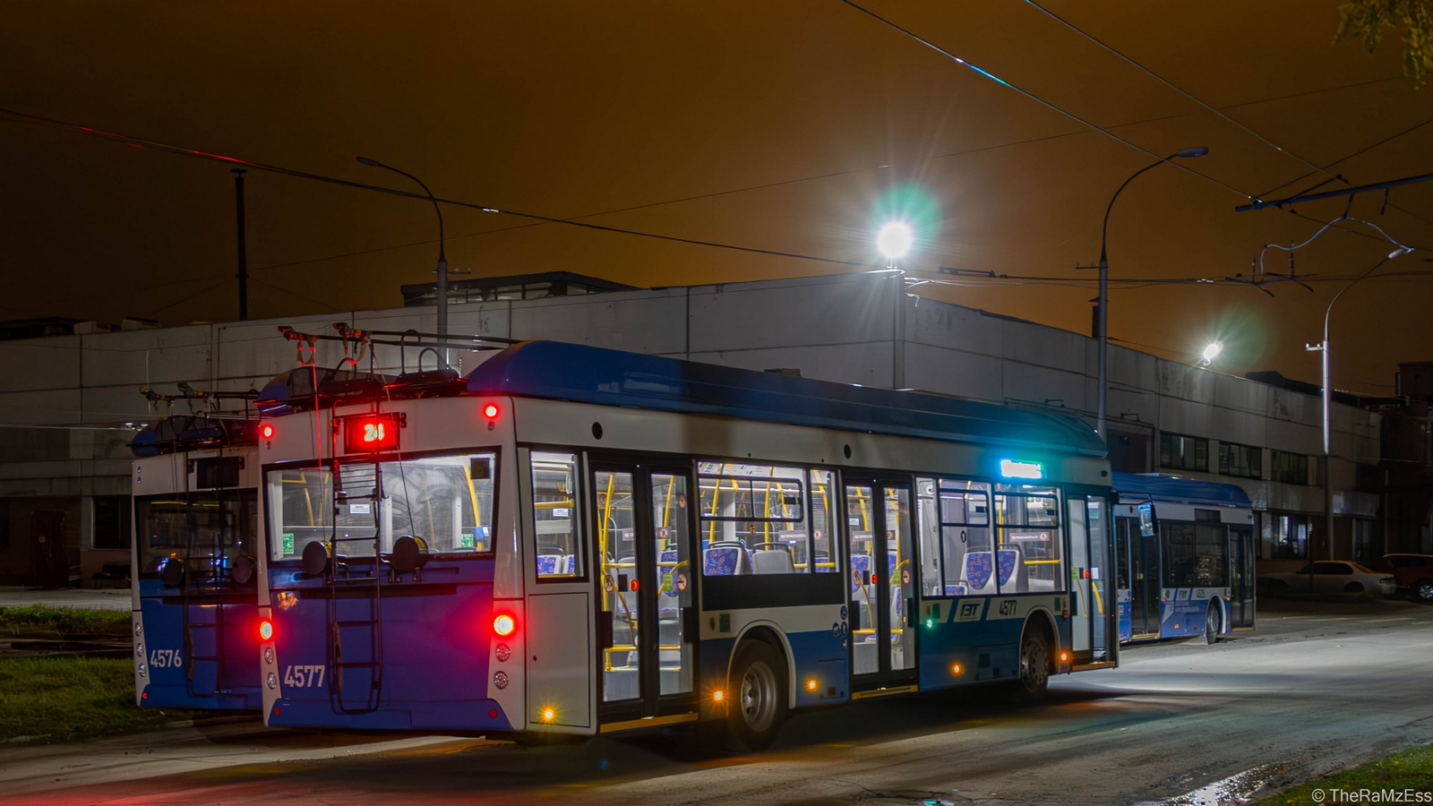 Новосибирск, УТТЗ-6241.01 «Горожанин» № 4577