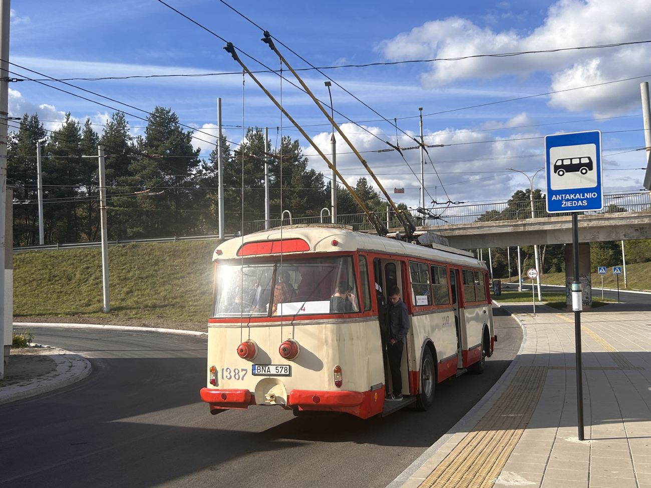 Вильнюс, Škoda 9TrH29 № 1387