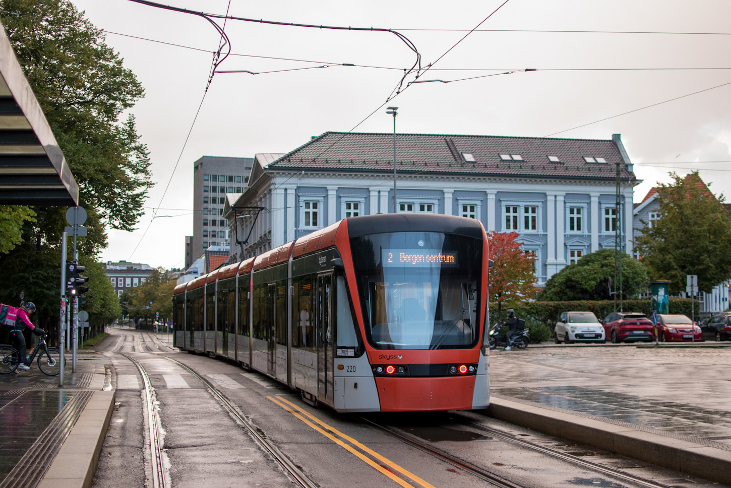 Берген, Stadler Variobahn № 220