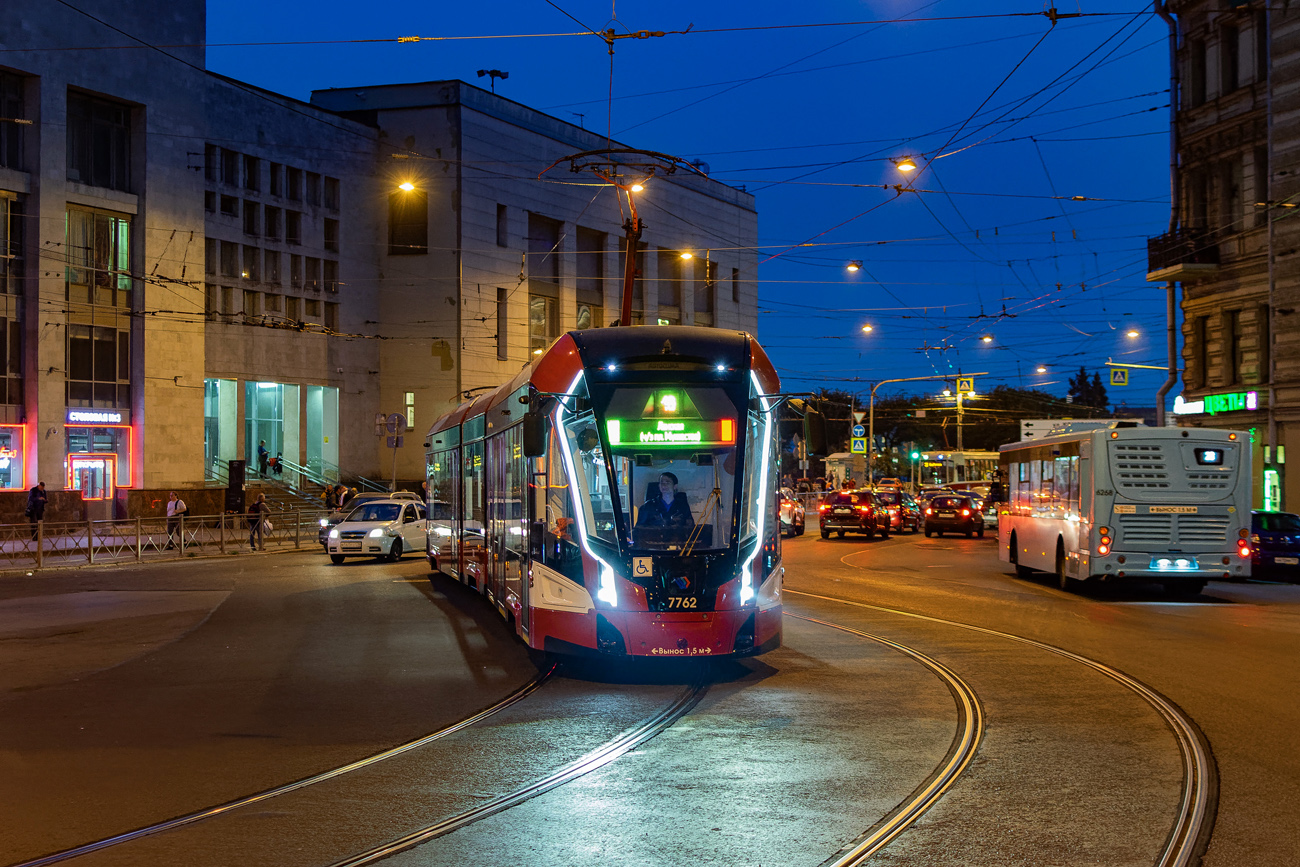 Санкт-Петербург, 71-932 «Невский» № 7762