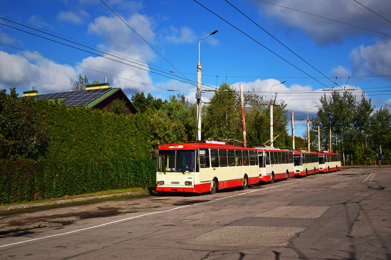 Вильнюс, Škoda 14Tr11/6 № 2564