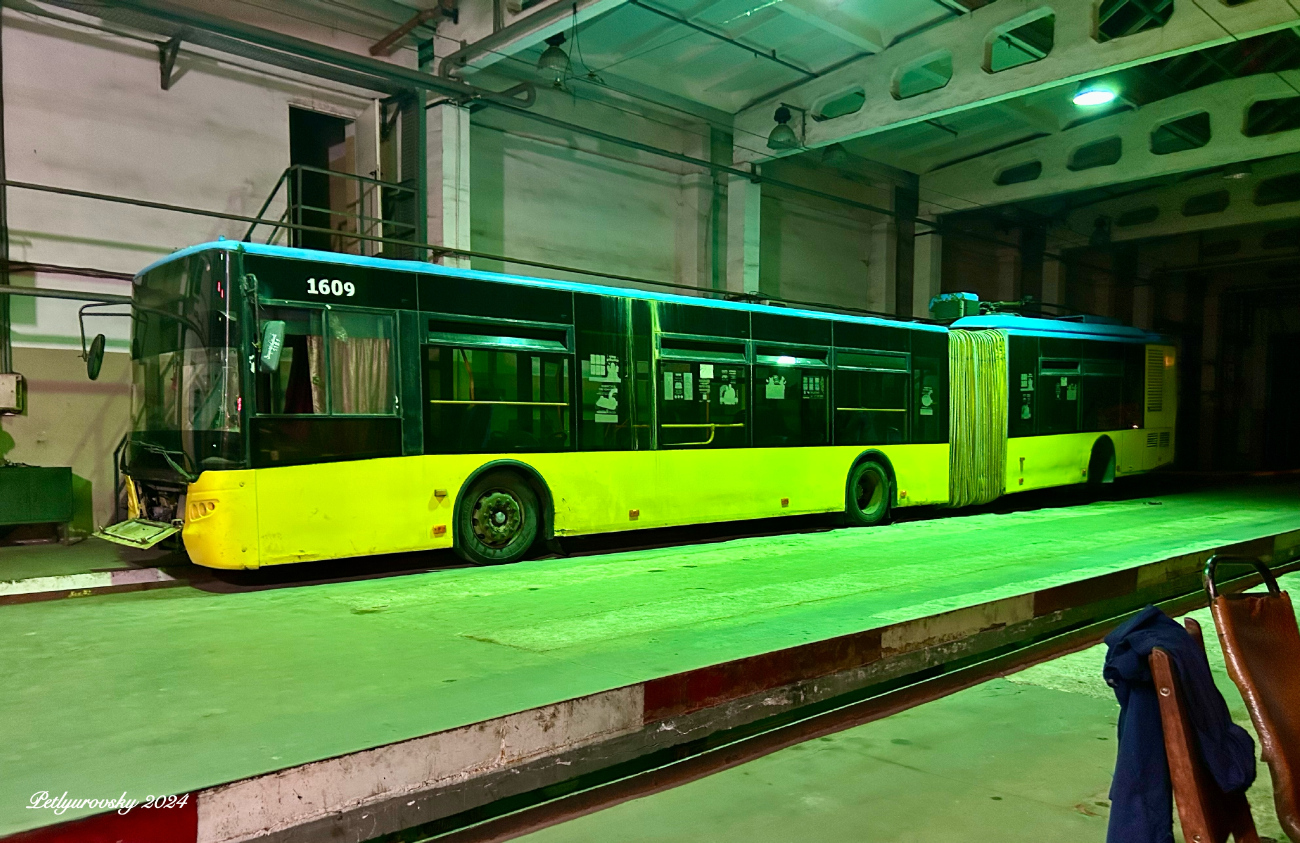 Kyiv, LAZ E301D1 Br. 1609