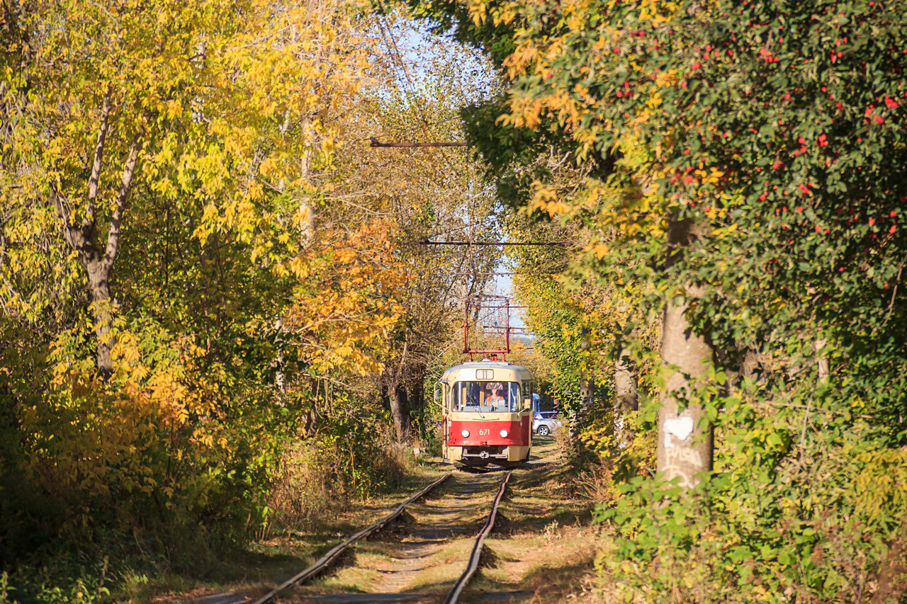 Jekaterinburga, Tatra T3SU № 671
